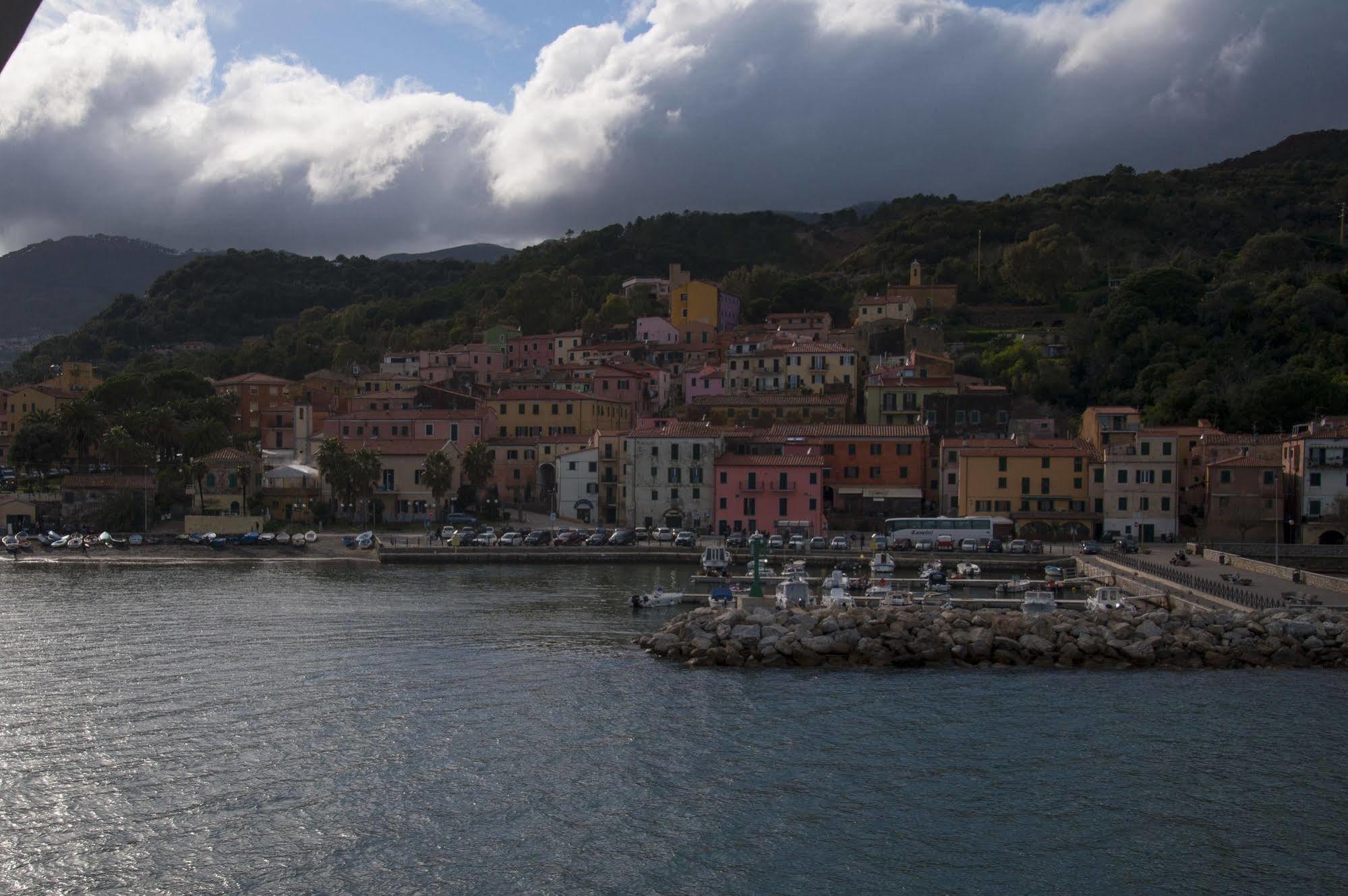 Casa San Giuseppe - Isola D'Elba Hotell Cavo Exteriör bild